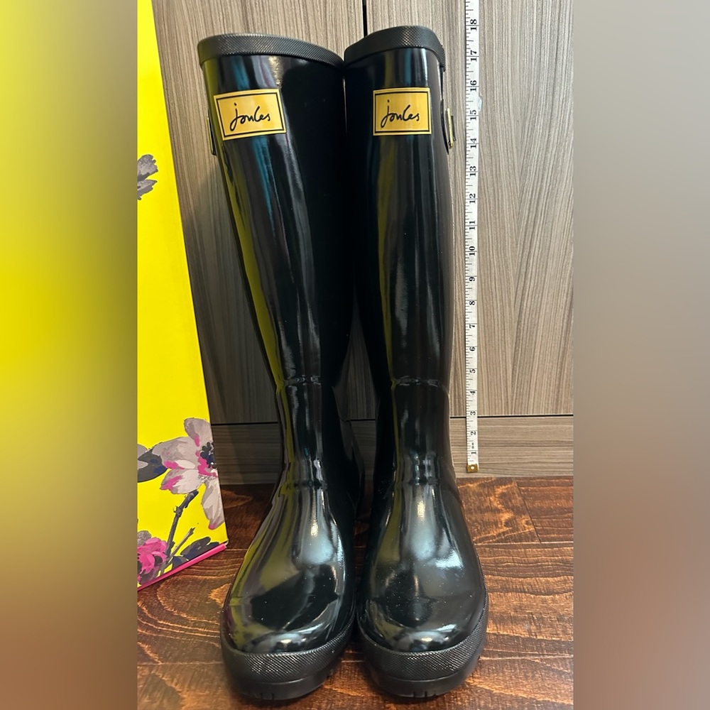 Joules rain boots with hard to find fur trimmed lining